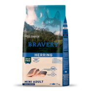 Bravery Herring Mini Adult Small Breeds é uma ração de prestígio para cães, do segmento Super Premium, 100% natural, com Arenque desidratado.